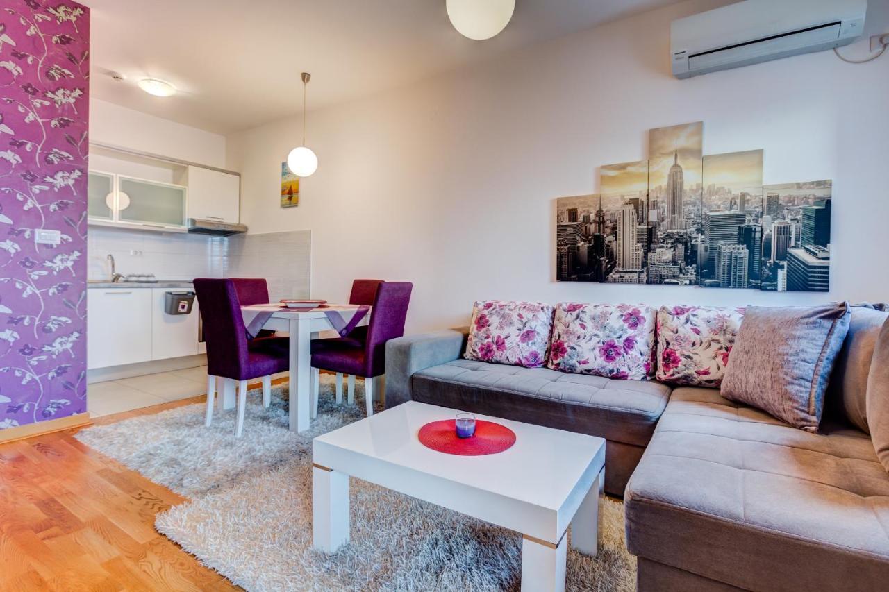 Eureka Apartment Podgorica Buitenkant foto